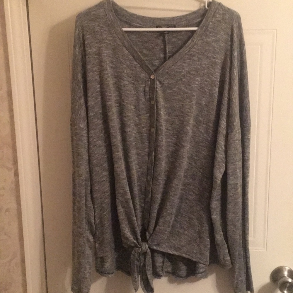 Signature Studio Front tie button up top, high-low